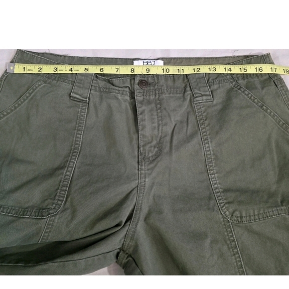BBJ Los Angeles Cargo Utility Pants Jrs Size 11/30 Green Khaki - Picture 6 of 14
